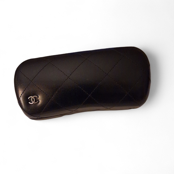 Chanel 5330-Q Quilted Black Sunglasses Gradient Lens With Case - Picture 11 of 13